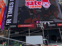 Keren! Warung Sate Bandung Mejeng di Billboard Times Square New York
