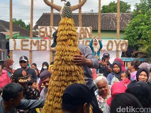 Meriah! Kirab Cethik Geni di Klaten, Ada Gunungan 4.000 Lumpia Duleg Meriah! Kirab Cethik Geni di Klaten, Ada Gunungan 4.000 Lumpia Duleg