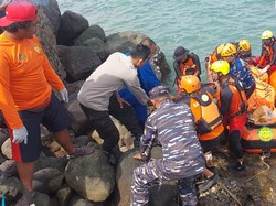 Perahu Dihantam Ombak, 2 Pemancing Tewas Tenggelam di Lampung