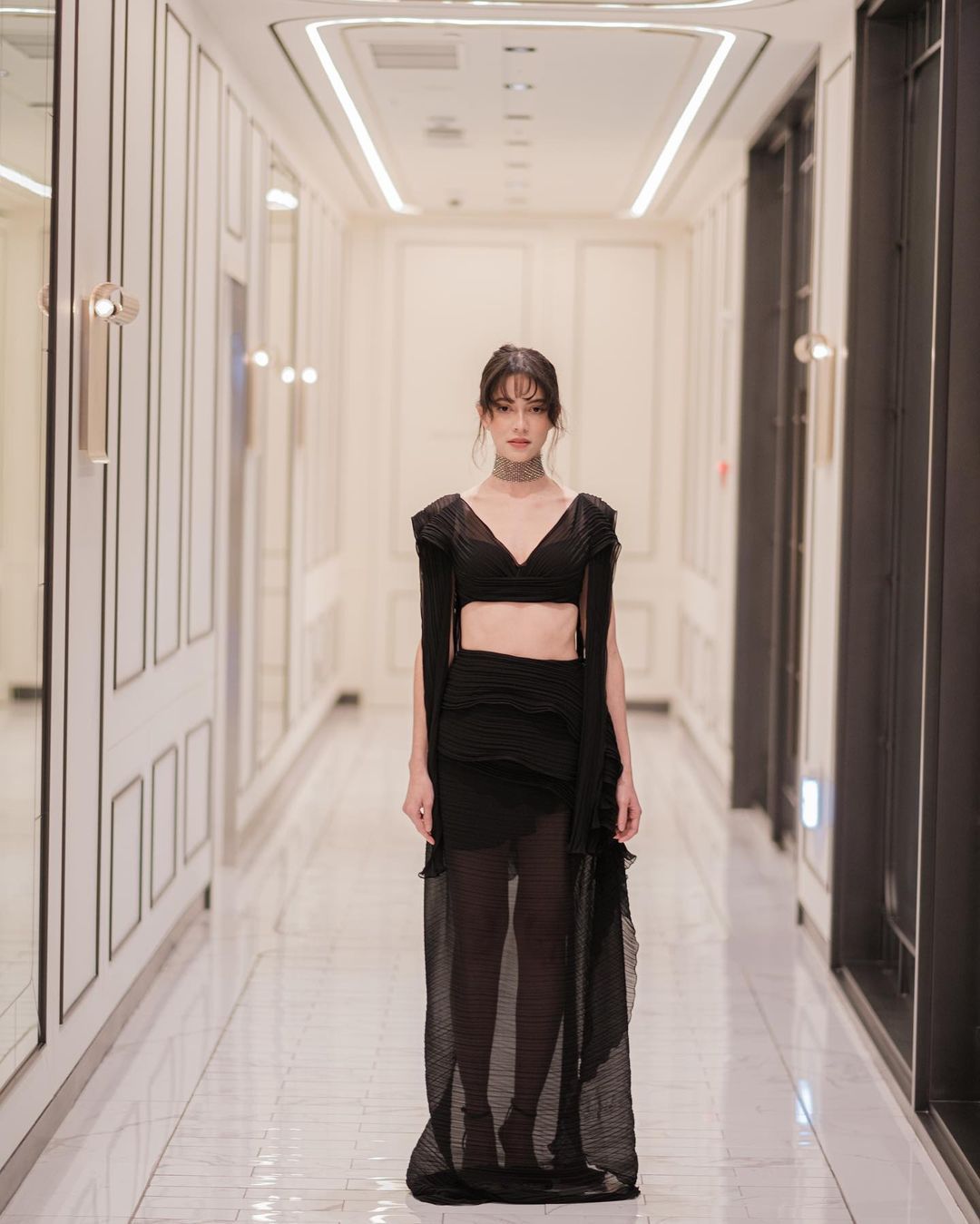 Gaya Juria Hartmans untuk premier Mission Impossible di Seoul