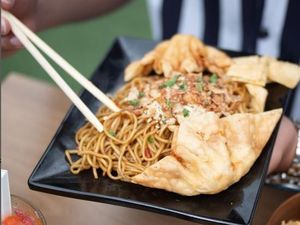 Sah! Seluruh Gerai Mie Gacoan Resmi Kantongi Sertifikasi Halal Sah! Seluruh Gerai Mie Gacoan Resmi Kantongi Sertifikasi Halal