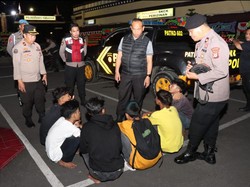 6 Remaja Bawa 1 Paket Tembakau Sintetis di Makassar Ditangkap