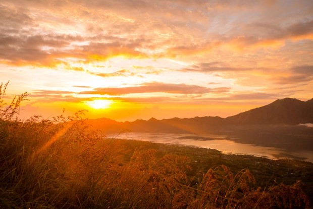 Sunscreen cegah dari sengatan matahari/ foto: freepik.com/nikitabuida Sunscreen cegah sengatan matahari