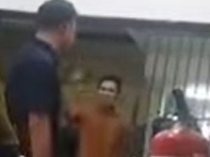 Sikap Sekuriti RSUD Anwar Makkatutu Dinilai Tak Sopan Ternyata Sesuai SOP Sikap Sekuriti RSUD Anwar Makkatutu Dinilai Tak Sopan Ternyata Sesuai SOP