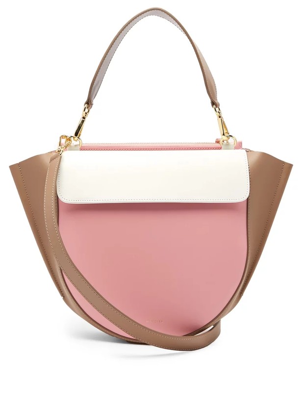Taurus - Wandler Hortensia Medium Leather Cross-body Bag/Sumber: matchesfashion.com Taurus - Wandler Hortensia Medium Leather Cross-body Bag/Sumber: matchesfashion.com