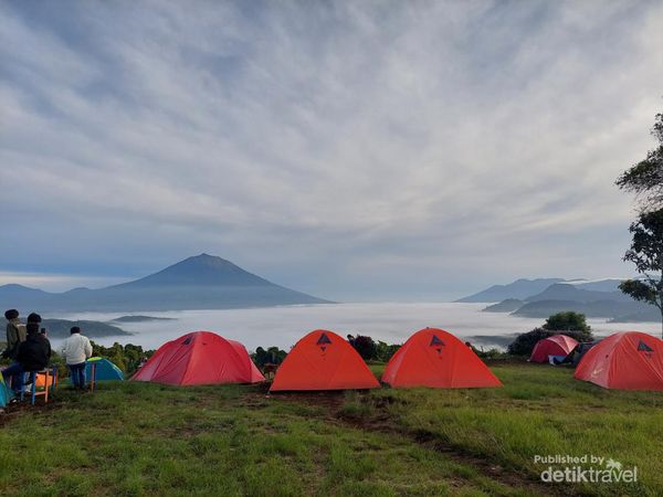 Terpikat Panorama Gunung Kerinci dari Bukit Tirai Embun