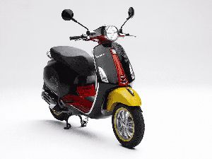 Wujud Detail Vespa Mickey Mouse yang Dijual Rp 60 Jutaan Wujud Detail Vespa Mickey Mouse yang Dijual Rp 60 Jutaan