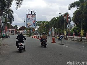 Pengendara Masih Bingung Sistem 2 Jalur di Jalan Dr Wahidin Kota Blitar