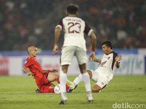 Dramatis! PSM Makassar Kalah 2-3 dari Persija Jakarta Dramatis! PSM Makassar Kalah 2-3 dari Persija Jakarta