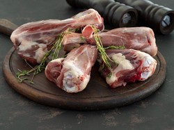 Tips dan Cara Mengolah Daging Kambing agar Cepat Empuk dan Tidak Bau