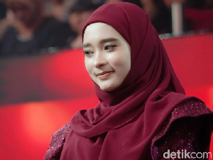 Klarifikasi Inara Rusli Dicap Sombong hingga Gonta-ganti ART 50 Kali Klarifikasi Inara Rusli Dicap Sombong hingga Gonta-ganti ART 50 Kali