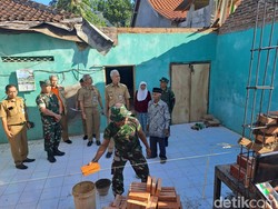 Ganjar Cek Sekolah Terimbas Gempa di Wonogiri: Minta Audit Konstruksinya