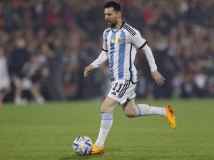 Puig Yakin Hadirnya Messi dan Busquets Beri Dampak Besar ke MLS Puig Yakin Hadirnya Messi dan Busquets Beri Dampak Besar ke MLS