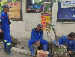 Tercemar Limbah Kotoran Sapi Pancoran, Got Permukiman Kini Diberi Tutup