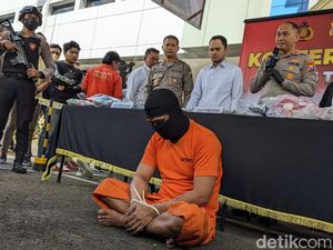 Pelaku Bunuh Pasutri Bos Kolam Renang Tulungagung gegara Utang Batu Akik Pelaku Bunuh Pasutri Bos Kolam Renang Tulungagung gegara Utang Batu Akik