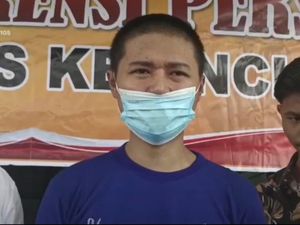 Kasus Popo Barbie Masturbasi dengan Manekin Dilimpahkan ke Jaksa Kasus Popo Barbie Masturbasi dengan Manekin Dilimpahkan ke Jaksa