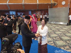 Sandiaga Lantik Pejabat Kemenparekraf, Titip Pesan Kejar Target dan Tugas