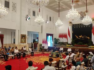 Jokowi Gelar Sidang Kabinet Paripurna, Prabowo hingga Firli Hadir Jokowi Gelar Sidang Kabinet Paripurna, Prabowo hingga Firli Hadir
