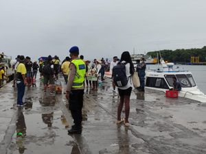 Cuaca Buruk, Penyeberangan Kapal Cepat Padangbai-Gili Trawangan Buka Tutup Cuaca Buruk, Penyeberangan Kapal Cepat Padangbai-Gili Trawangan Buka Tutup