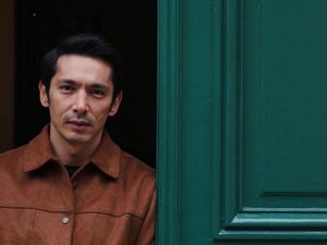 Video Ngabuburit ala Abimana Aryasatya