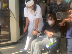 Amanda Sempat Menangis Sebelum Sidang Mario Dandy Dimulai