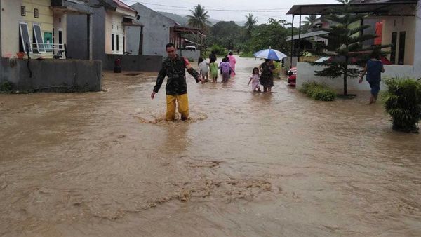 Banjir dan Longsor Terjang Kolaka