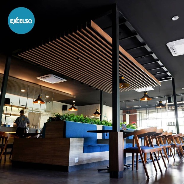 brand lokal/Foto: instagram.com/excelsocoffee) Excelso adalah brand lokal