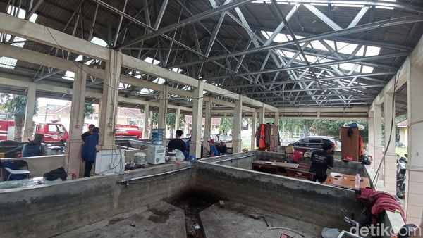 Pilu Damkar Kota Tasikmalaya yang Bermarkas di Kolam Ikan