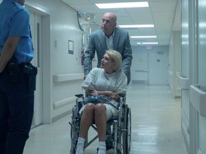 Sinopsis Film Trauma Center, Thriller Rumah Sakit yang Bikin Tegang! Sinopsis Film Trauma Center, Thriller Rumah Sakit yang Bikin Tegang!