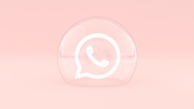 Ilustrasi Pink WhatsApp/Foto: Freepik.com/user5391341 Mengenal bahaya Pink WhatsApp