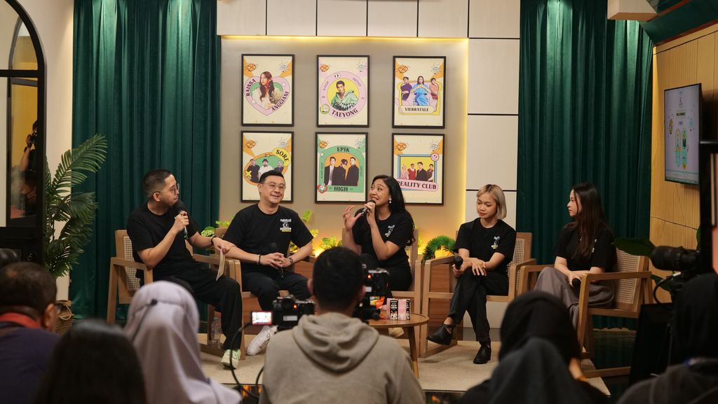 Konferensi Pers CXO Media Live on Stage