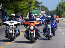 Komunitas Dokter yang Hobi Naik Moge Sukses Touring Jawa-Bali Sambil Baksos