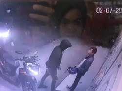 Cerita Pegawai Alfamart Ditodong Pistol Perampok, Ponsel-Motor Digondol