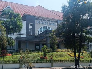 Enam Pejabat PG Kebonagung Tersangka Laka Kerja Tak Ditahan, Ini Alasannya Enam Pejabat PG Kebonagung Tersangka Laka Kerja Tak Ditahan, Ini Alasannya