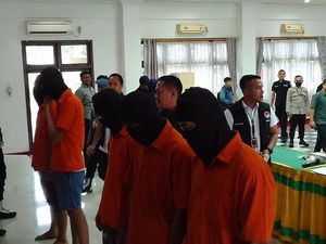 5 Pengedar Sabu-Tembakau Gorilla di Cilegon Ditangkap, Bandar Diburu!