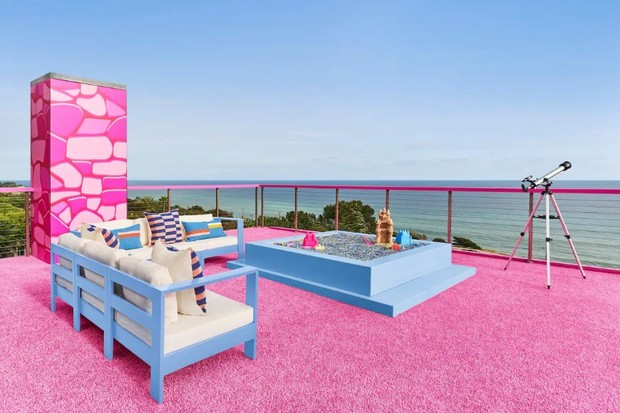 Rumah menghadap laut