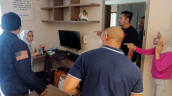 Potret Si Kembar Rihana dan Rihani Ditangkap Usai 22 Hari Memburon
