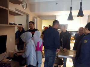 Ditangkap di Serpong, Si Kembar Rihana dan Rihani Digiring ke Polda Metro Ditangkap di Serpong, Si Kembar Rihana dan Rihani Digiring ke Polda Metro