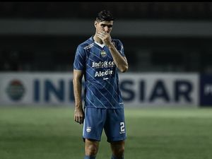 Blak-blakan Nick soal Kondisi Persib Usai Ditinggal Luis Milla Blak-blakan Nick soal Kondisi Persib Usai Ditinggal Luis Milla