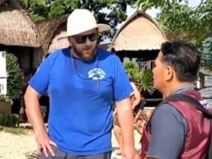 Tak Surut Tarik Retribusi KKP di Nusa Penida meski Ditolak Wisatawan Tak Surut Tarik Retribusi KKP di Nusa Penida meski Ditolak Wisatawan