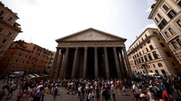 Turis Jepang Tewas Usia Jatuh dari Tembok Pantheon Roma Turis Jepang Tewas Usia Jatuh dari Tembok Pantheon Roma