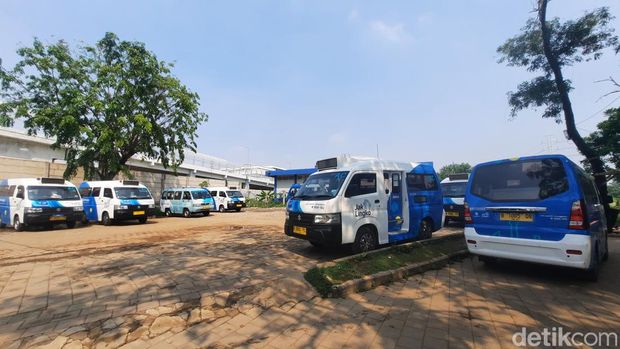 Akses transportasi menjadi salah satu bagian rencana renovasi Jakarta Internasional Stadium (JIS) agar penuhi syarat gelar Piala Dunia U-17. Begini kondisinya. (Annisa AR/detikcom)