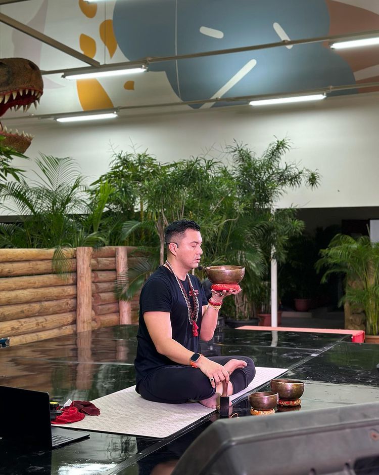 Anjasmara saat yoga