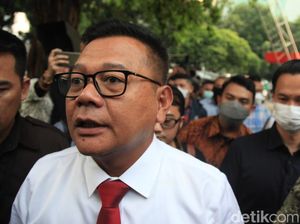 Tarik Ulur Brigjen Endar Disebut KPK demi Hentikan Polemik Tarik Ulur Brigjen Endar Disebut KPK demi Hentikan Polemik