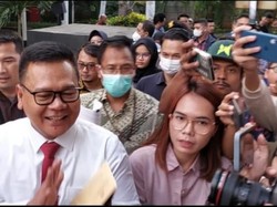 Tiba di Gedung KPK, Brigjen Endar Disambut Tepuk Tangan Pegawai