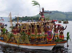 Festival Danau Sentani Papua Resmi Dibuka Festival Danau Sentani Papua Resmi Dibuka