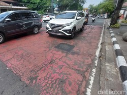 Ih! Jalan LLRE Martadinata Bandung Rorombeheun