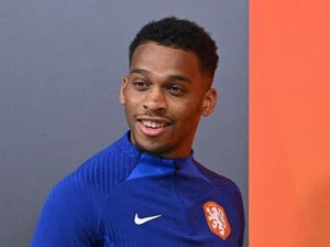 Haruskah Arsenal Khawatir dengan Tinggi Badan Jurrien Timber?