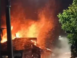 Rumah dan 4 Motor di Bogor Terbakar, Diduga gegara Gas Bocor