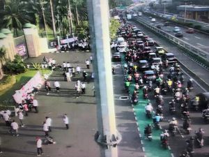 Ada Demo, Pengendara Diimbau Hindari Ruas Jalan Depan DPR Ada Demo, Pengendara Diimbau Hindari Ruas Jalan Depan DPR